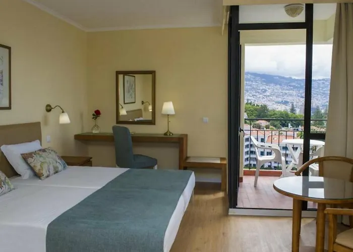 Dorisol Buganvilia Hotel Funchal (Madeira)