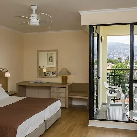 Buganvilia Funchal (Madeira)