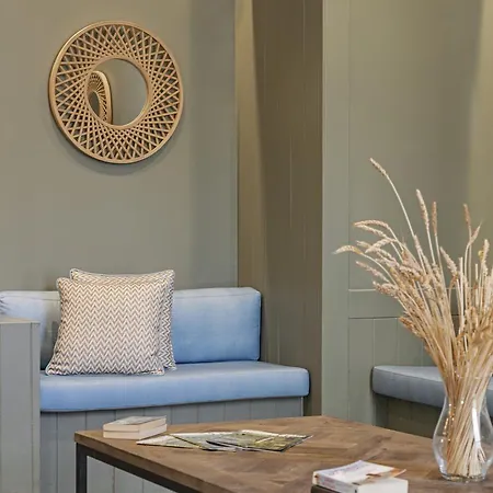 Buganvilia Hotel 3*